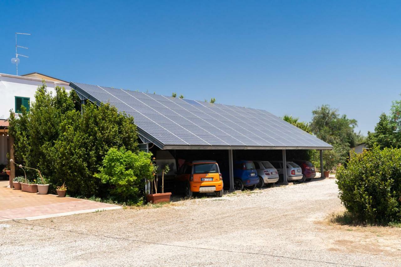 Agriturismo Biologico Sant'Andrea Castellaneta Marina Exterior photo